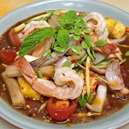 ตำกุ้งแซ่บ 3 สหาย (มะละกอ-หน่อไม้-ไหลบัว) ใส่ (กุ้ง-หมึก-หอยนางรม)