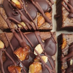 Almond Brownie