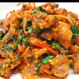 ผัดเผ็ดกบ