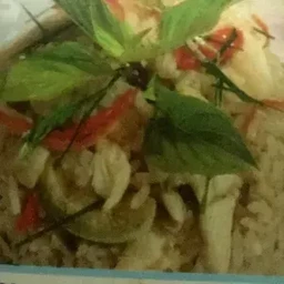 ข้าวผัดแกงเขียวหวานไก่