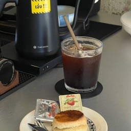 เจ๋ง คาเฟ่ & คราฟต์