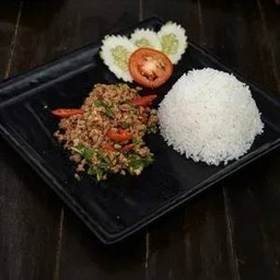 ข้าวกะเพราไก่สับ