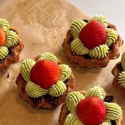Matcha Strawberry Tart