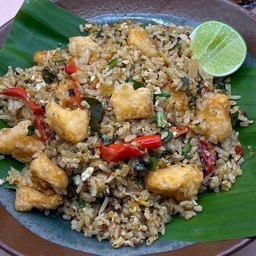 ข้าวผัดแจ่วปลาร้าบักม่อน (แซลมอน)