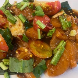 เหลาแซลม่อน