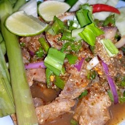 น้ำตกหมู