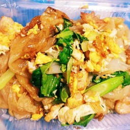 ผัดซีอิ๊วไก่