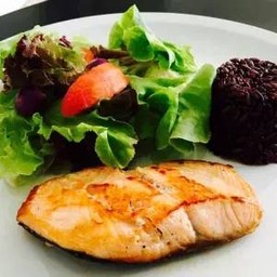Grilled Salmon with Brown Rice