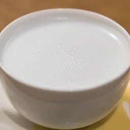 นมร้อนฮอกไกโด  Hot Hokkaido Milk