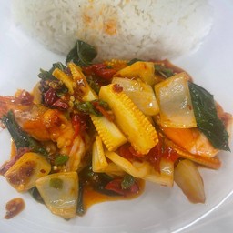 ข้าว ผัดพริกเผากุ้ง