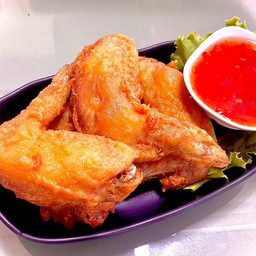 ปีกไก่ทอดน้ำปลา