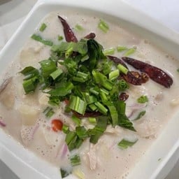 ต้มข่าไก่