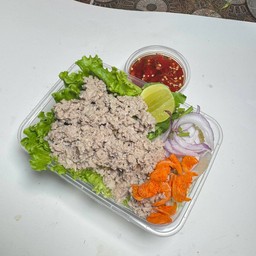 ยำหมูสับ