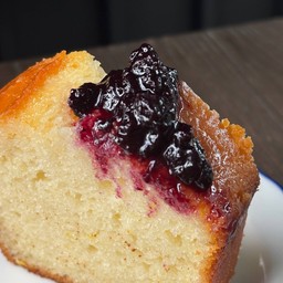 Lemon yogurt cake