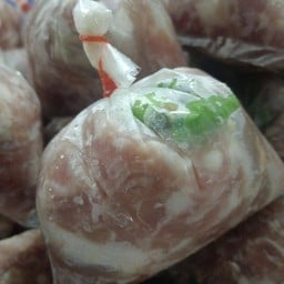 แหนมหมู ห่อสด