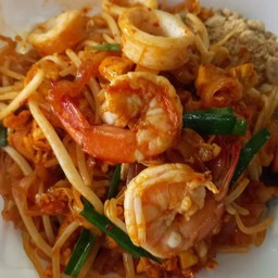 ผัดไทซีฟู้ด ธรรมดา