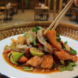 เหลาแซลมอนกุ้งสด