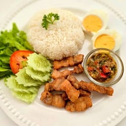 ข้าวหมูเค็ม ไข่ต้ม น้ำพริกป่นปลาทู