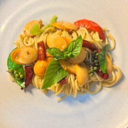 สปาเกตตีขี้เมาไส้กรอก