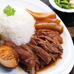 ข้าวขาหมู