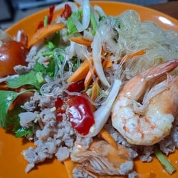 ส้มตำ ยำ แซ่บ วังหิน ซ.10