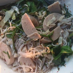 ข้าวปุ้นซาวน้ำปลาร้าหมูยอ