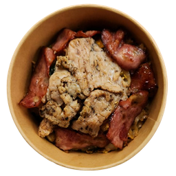 เส้นใหญ่ผัดซีอิ๊ว หมู+เบคอน