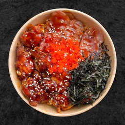 มาม่าเผ็ดเกาหลีไก่กรอบ + เบค่อน ไข่กุ้งโนริสาหร่าย