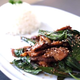 หมูผัดลูกผักชี