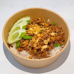 ข้าวหมูสับผัดพริกขี้หนูสวน