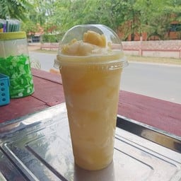 ผลไม้สดปั่นน้องกัปตัน Furit smoothie