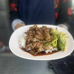 ข้าวหน้าไส้พะโล้