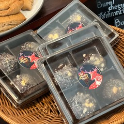 ขนมโมจิลำไยกวนงาคั่วมะพร้าวเคล่อบช็อก