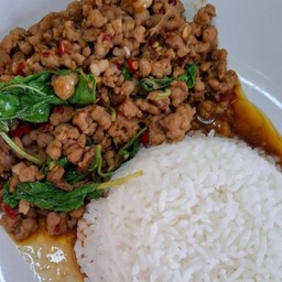 ผัดกะเพราหมูสับ