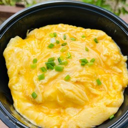 ข้าวไข่ข้น