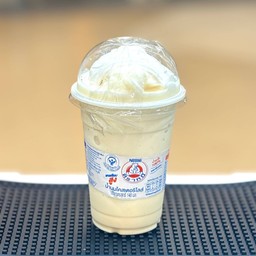 มะพร้าวปั่นนมหมี