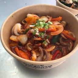 ปลาหมึกผัด ซอสเผ็ดเกาหลี