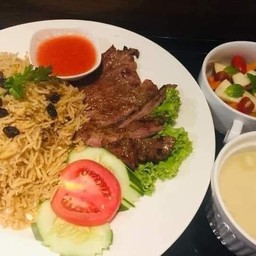 ข้าวหมกบัสมาตีเนื้อย่าง