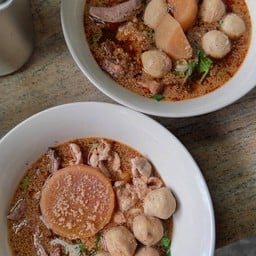 ก๋วยเตี๋ยวเรือหมู