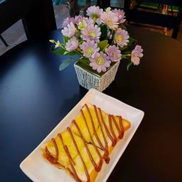 Nimman Nest Hostel & Cafe