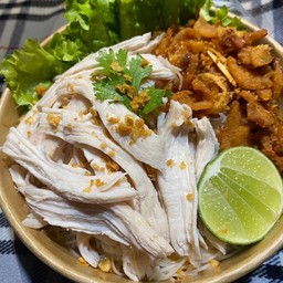 โปรสุดคุ้ม!!!  หมี่ไก่ฉีก(น้ำพริกกากหมู) 3 กล่อง แถมฟรีน้ำส้มแท้ขนาด 120ccฟรี 1  ขวดจ้า