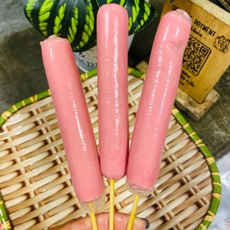 ฮอทดอกนมวนิลา (หมูสามตัว)