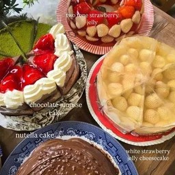 White Strawberry Jellycheesecake