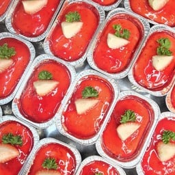 เค้กหน้านิ่ม (สตรอว์เบอร์รี)