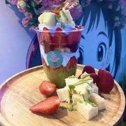 Shotcake Strawberry Dubai