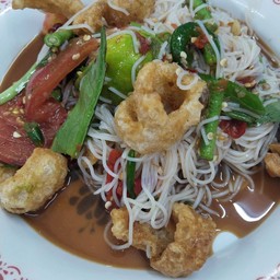 ตำขนมจีนเเคปหมู