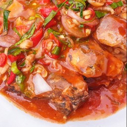 ยําปลากระป๋อง