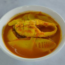 แกงส้มปลากะพง