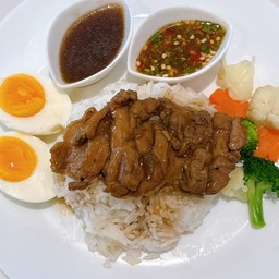 ข้าวหน้าไก่-โมเน่
