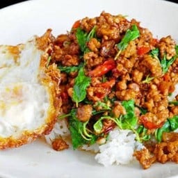 ข้าวกะเพราหมูสับ